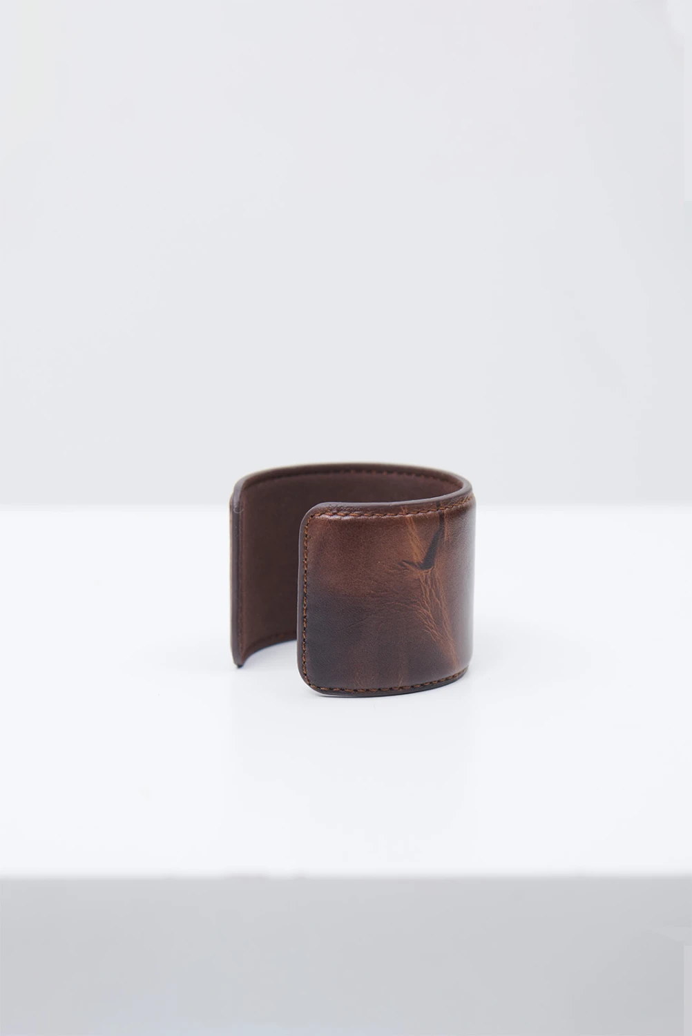 PULSERA CUERO