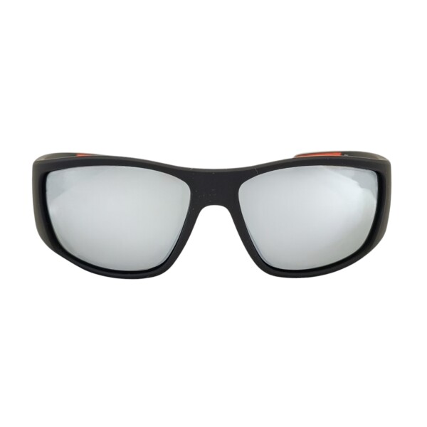 MO003620 negrouniforme