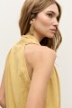 Blusa lino drapeada maiz