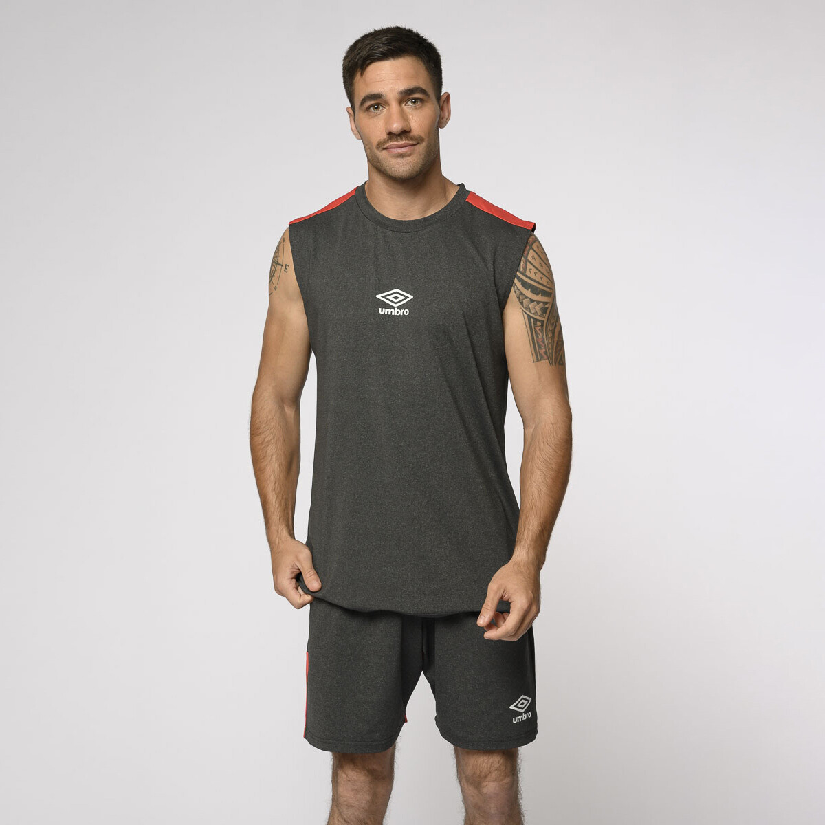 Musculosa Line Umbro Hombre - 2m4 