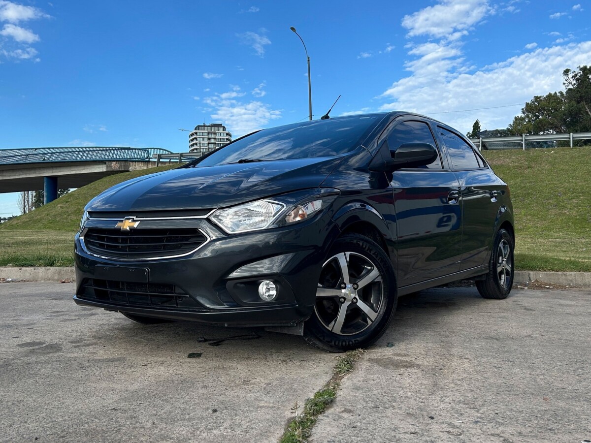 Chevrolet Onix LTZ 1.4 EXCELENTE ESTADO! | Permuta/Financia Chevrolet Onix LTZ 1.4 EXCELENTE ESTADO! | Permuta/Financia