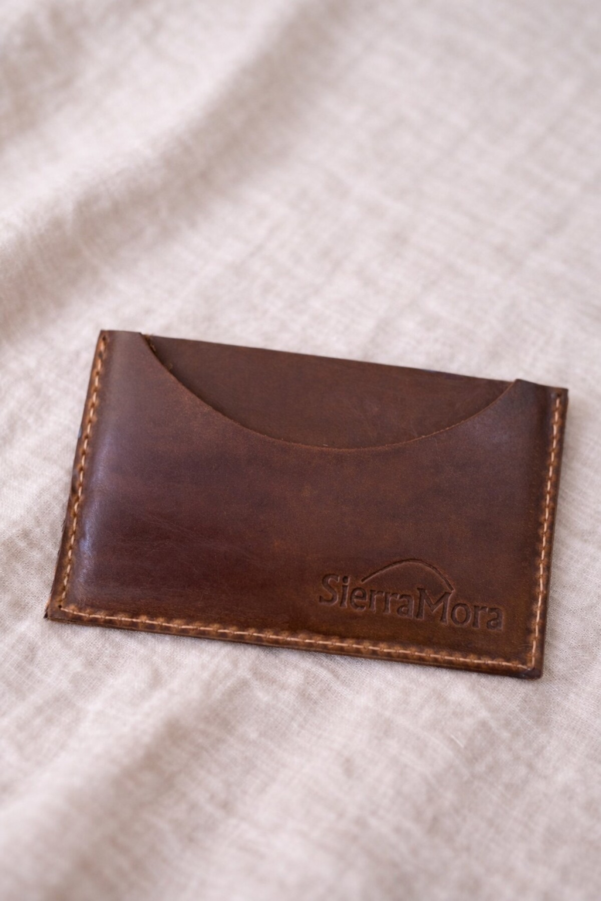 Tarjetero Print Camel