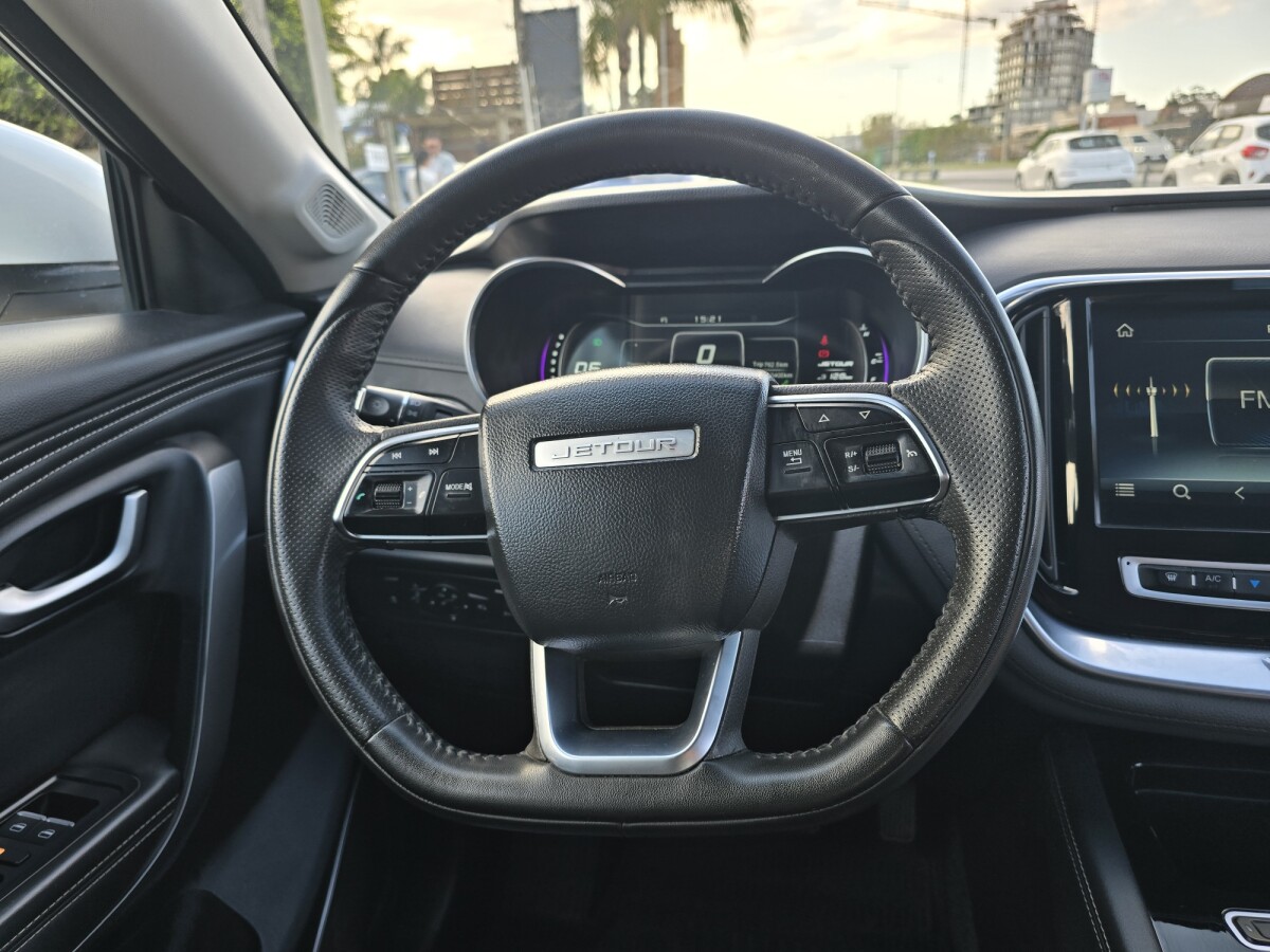 Jetour X70 Luxury 2023 EXCELENTE ESTADO! | Permuta/ Financia Jetour X70 Luxury 2023 EXCELENTE ESTADO! | Permuta/ Financia