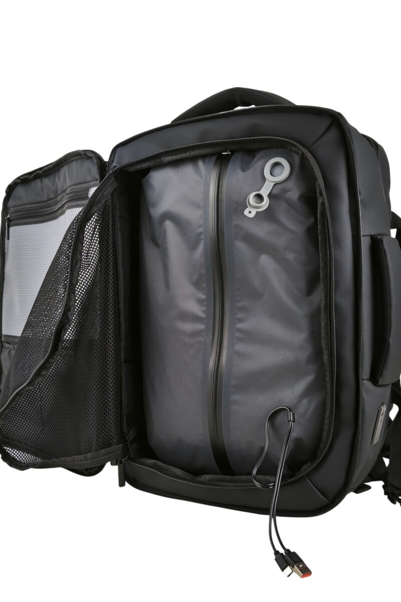 Mochila de viaje cerrado al vacío, porta laptop y puertos usb Mochila de viaje cerrado al vacío, porta laptop y puertos usb