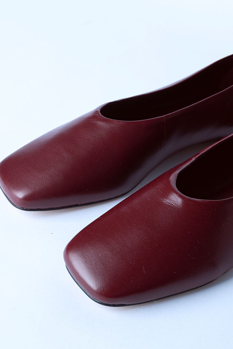 Lumi Bordeaux