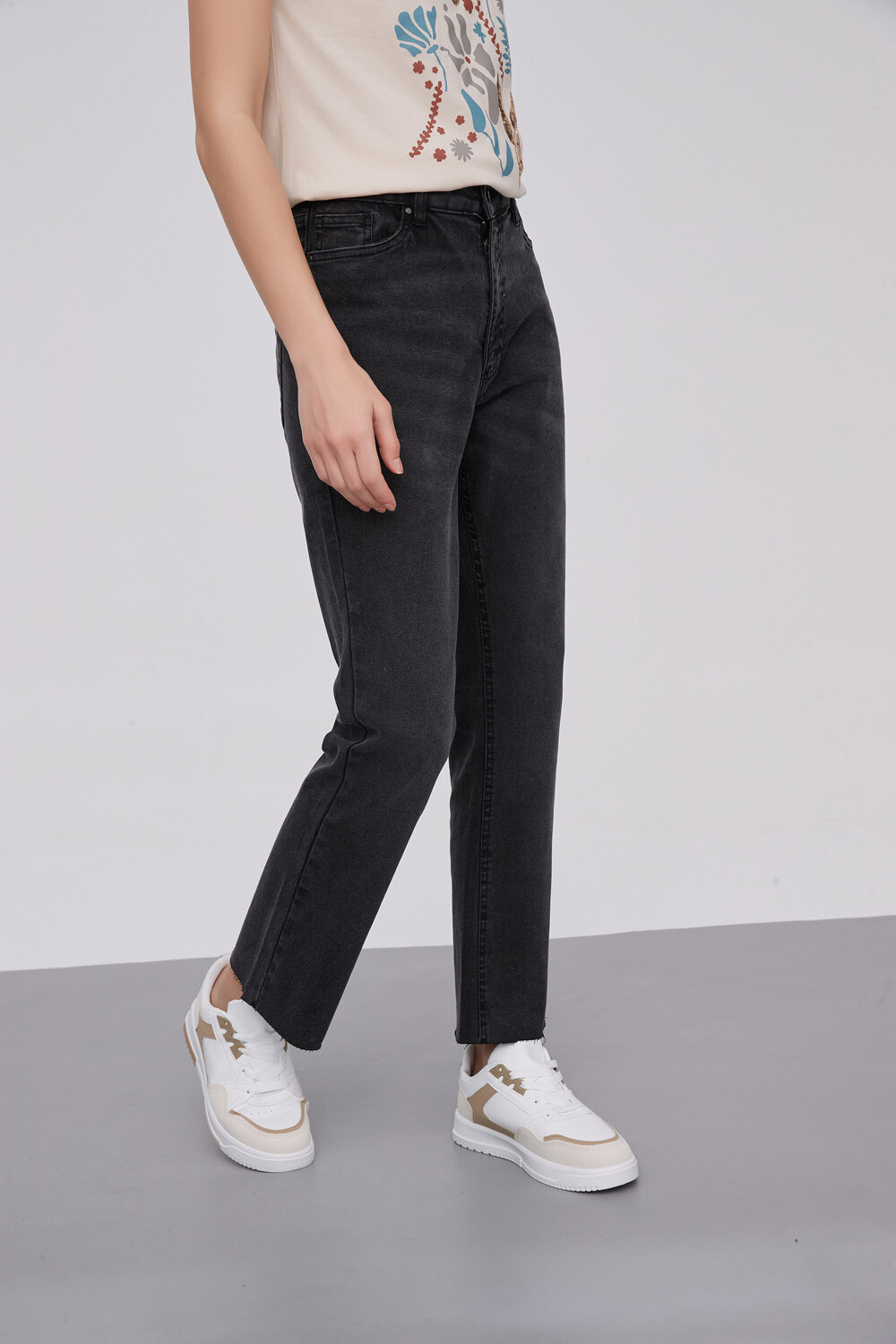 Pantalon Blute Gris Oscuro