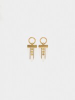 Pendientes Largos Con Tachuelas beige