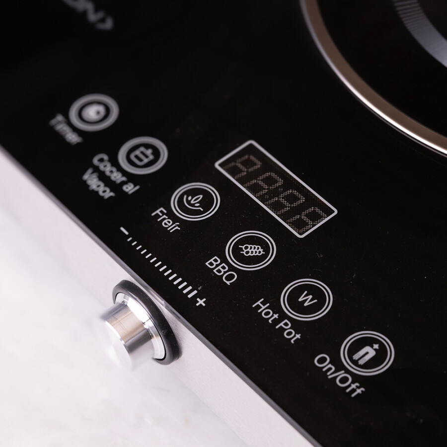 Anafe vitrocerámico portátil 2 hornallas Xion XI-EH202 Anafe vitrocerámico portátil 2 hornallas Xion XI-EH202