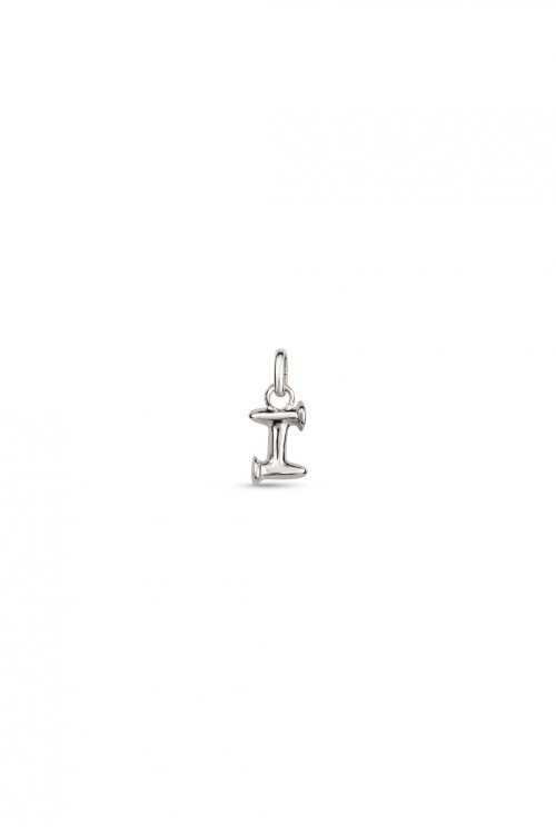 CHARM DE ALEACION DE METALES BAÑADO EN PLATA DE LEY CON FORMA DE LETRA I CON ARGOLLA Charm
