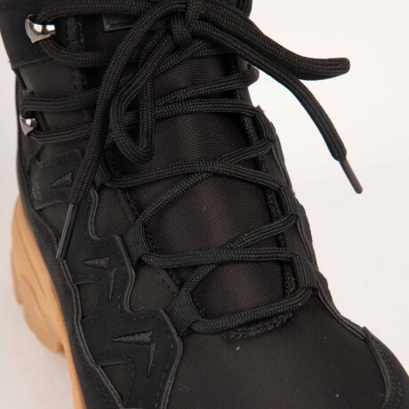ZAPATILLA TECH Negro