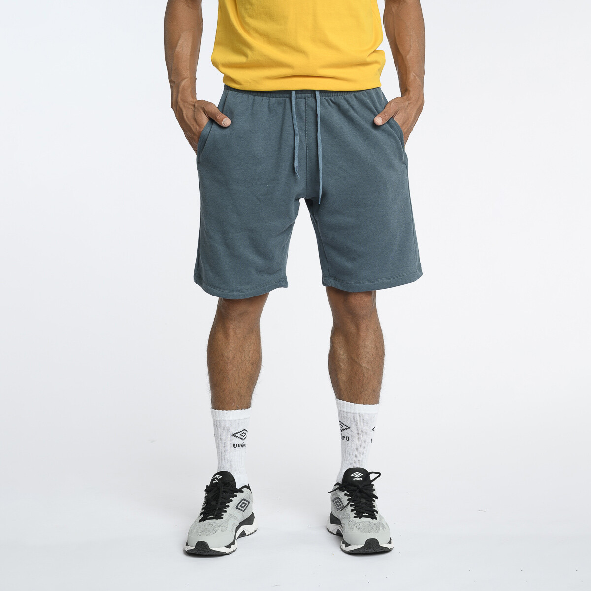 SHORT FW LINEAR LOGO GRAPHIC Umbro Hombre - Kxw 