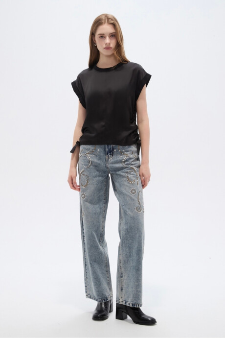 Remera Belaq Negro