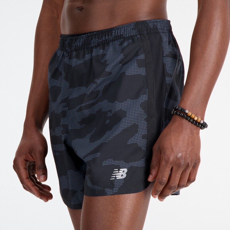Short New Balance de Hombre - Accelerate 5 Inch - MS23229BM BLACK/MULTI