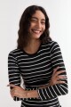 Remera m/l cuello a la base NEGRO Y BLANCO