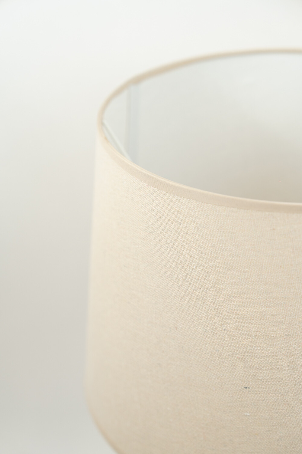 Lampara De Mesa Inah Color Unico