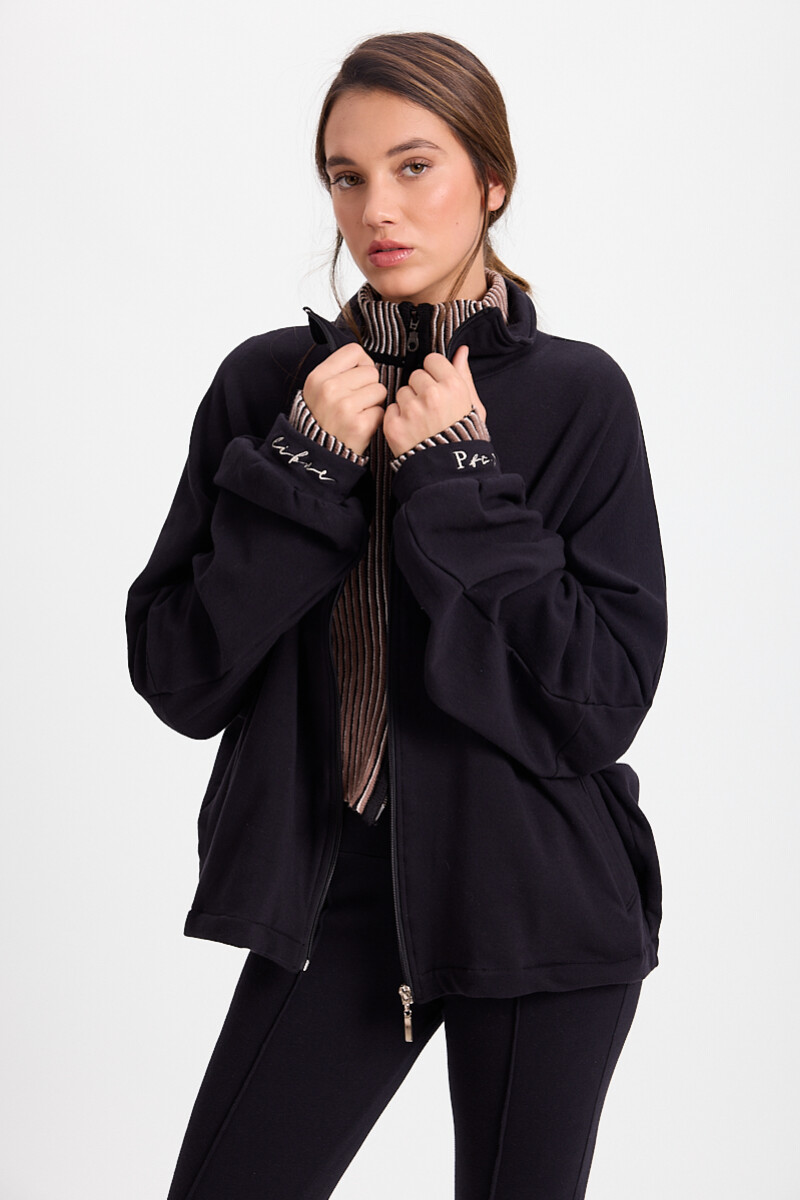 Campera Travel Negro