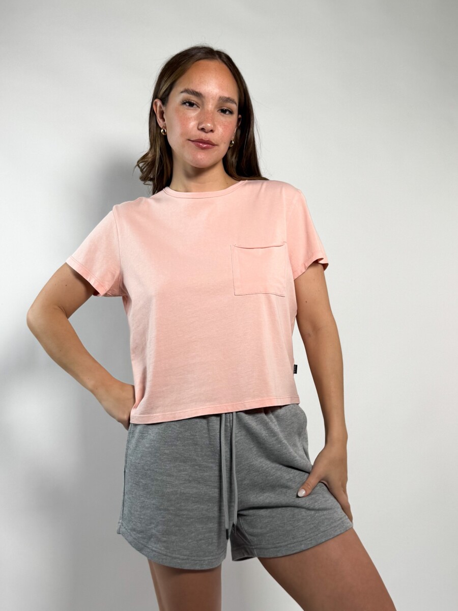 Remera con bolsillo Caro - Coral 