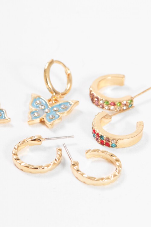 Set de aros múltiples dijes dorado
