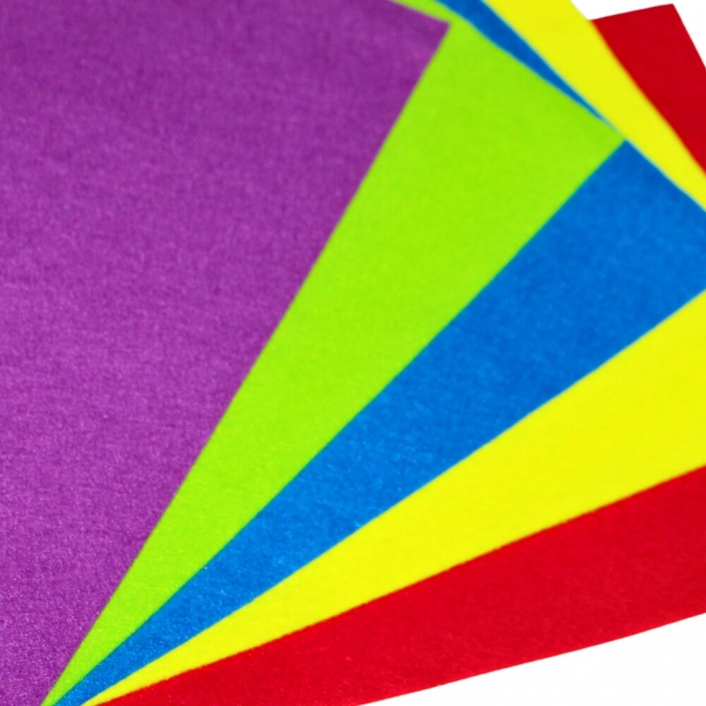 FIELTRO TABARE TAMAÑO A4 POR 5 COLORES FIELTRO TABARE TAMAÑO A4 POR 5 COLORES