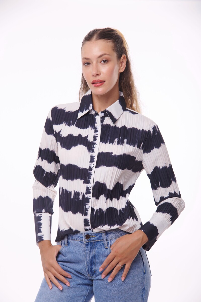 CAMISA SONA - ESTAMPADO BLANCO Y NEGRO 