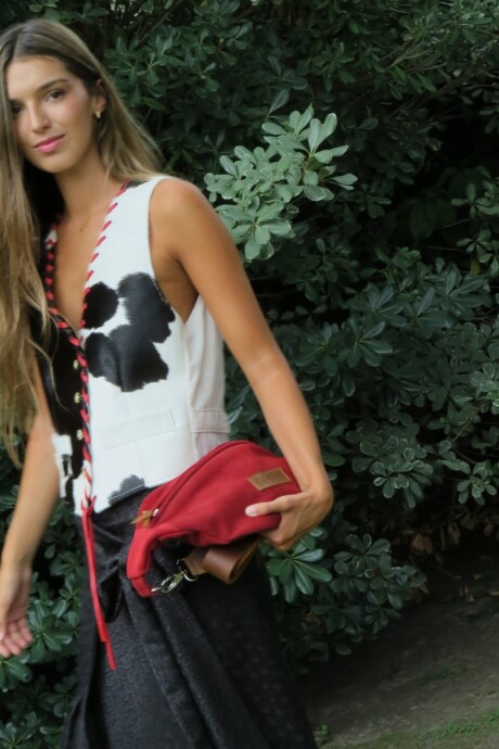 Leather Fanny Pack Gamuza Bordeaux