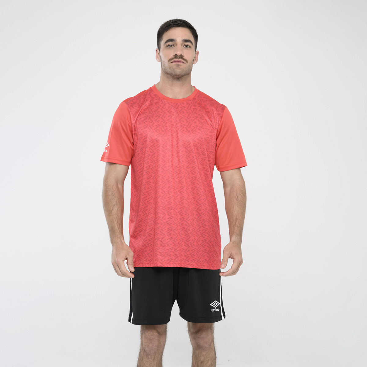 Remera Sides Umbro Hombre - 049 