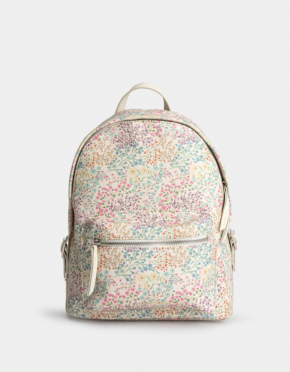 Mochila Texturada Con Charm 