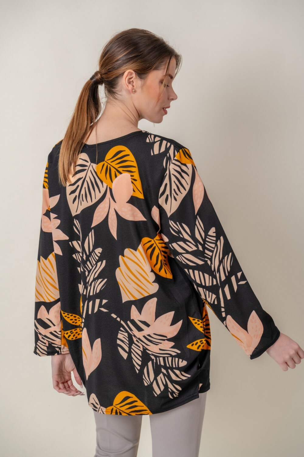 BLUSA ARNICA Negro