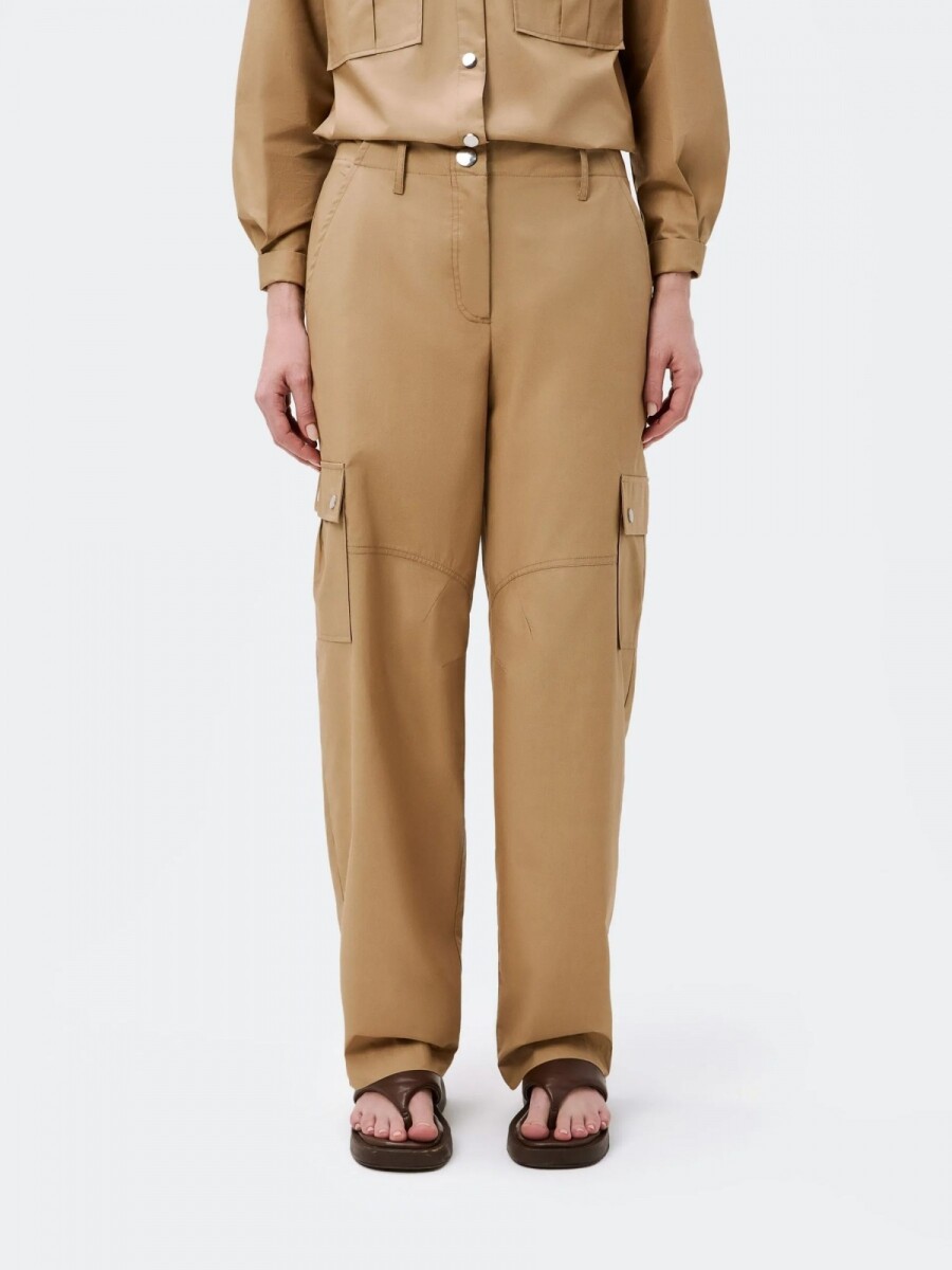 PANTALÓN RECTO CON BOLSILLOS - BEIGE 