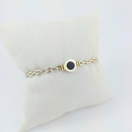 Pulsera de plata 925 panther con detalle de double oro 18Ktes, piedra ónix central 1cm, ancho eslabón 4mm, largo 18cm. Pulsera de plata 925 panther con detalle de double oro 18Ktes, piedra ónix central 1cm, ancho eslabón 4mm, largo 18cm.