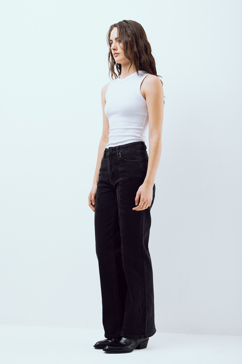 Linn Black