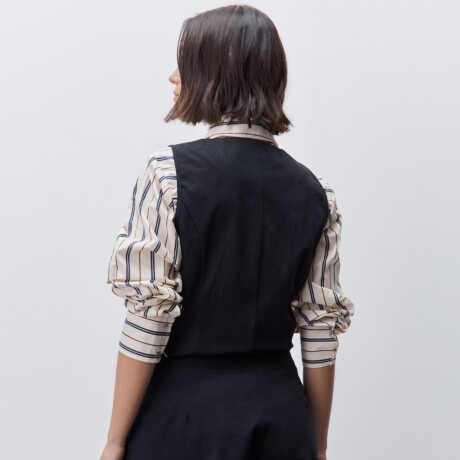 SHORT SOLI Negro