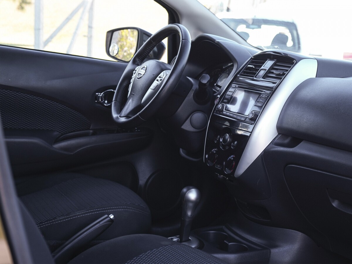 Nissan Note Advance CVT 1.6 Extra Full 2014 Nissan Note Advance CVT 1.6 Extra Full 2014