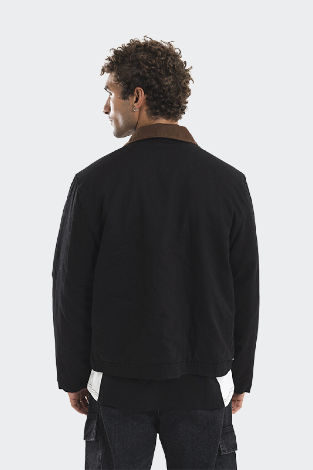 Campera Pulau Carpenter Negro