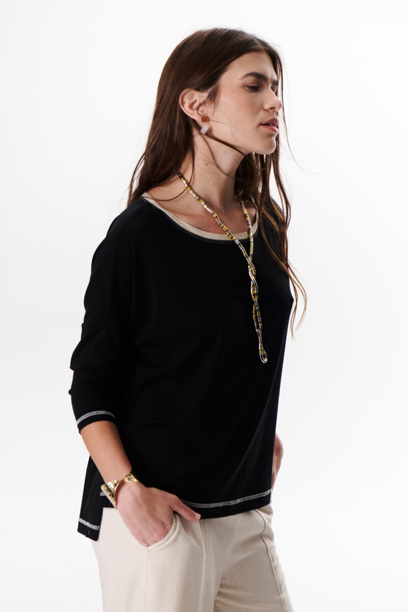 REMERA LIZA NEGRO