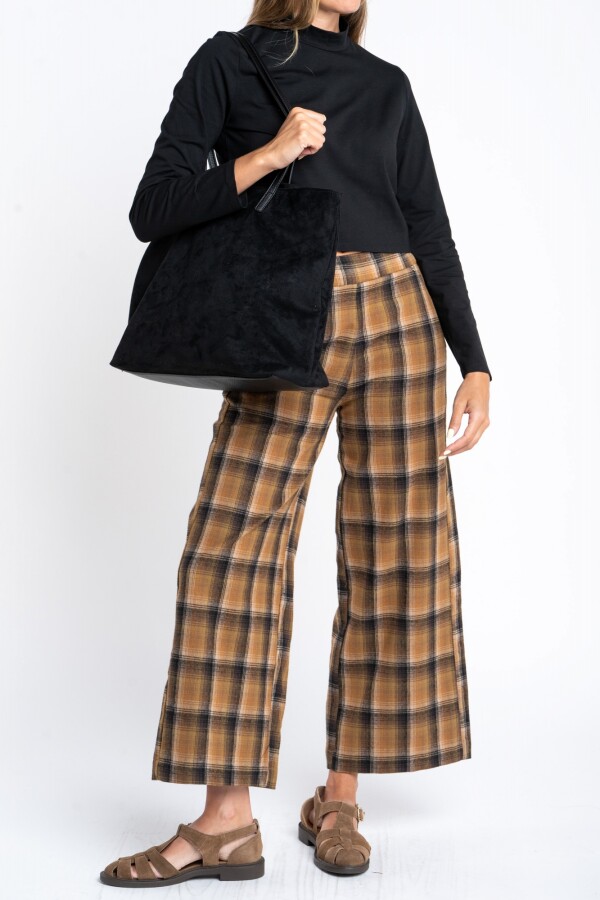 Polera Algodón Elastano Negro