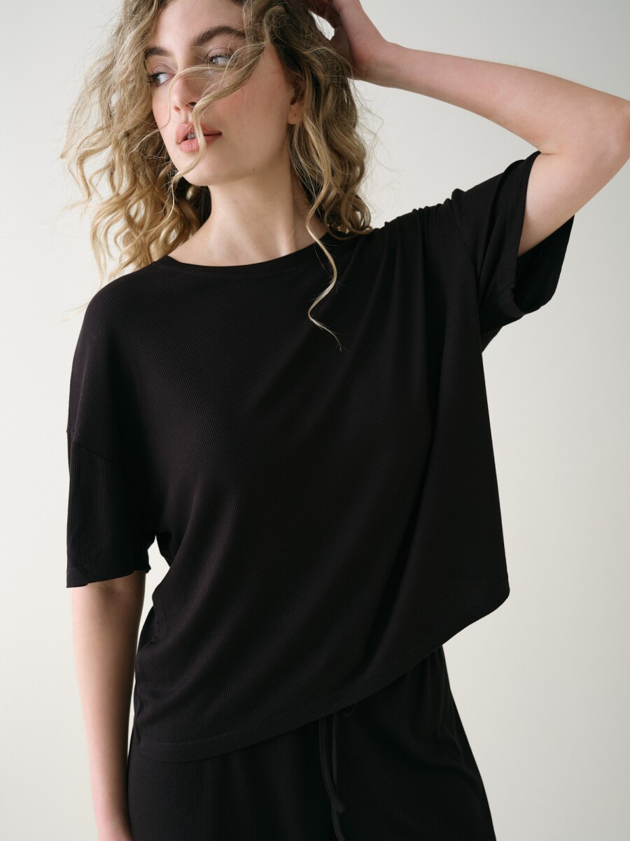 Remera Boxy Rib - Negro 