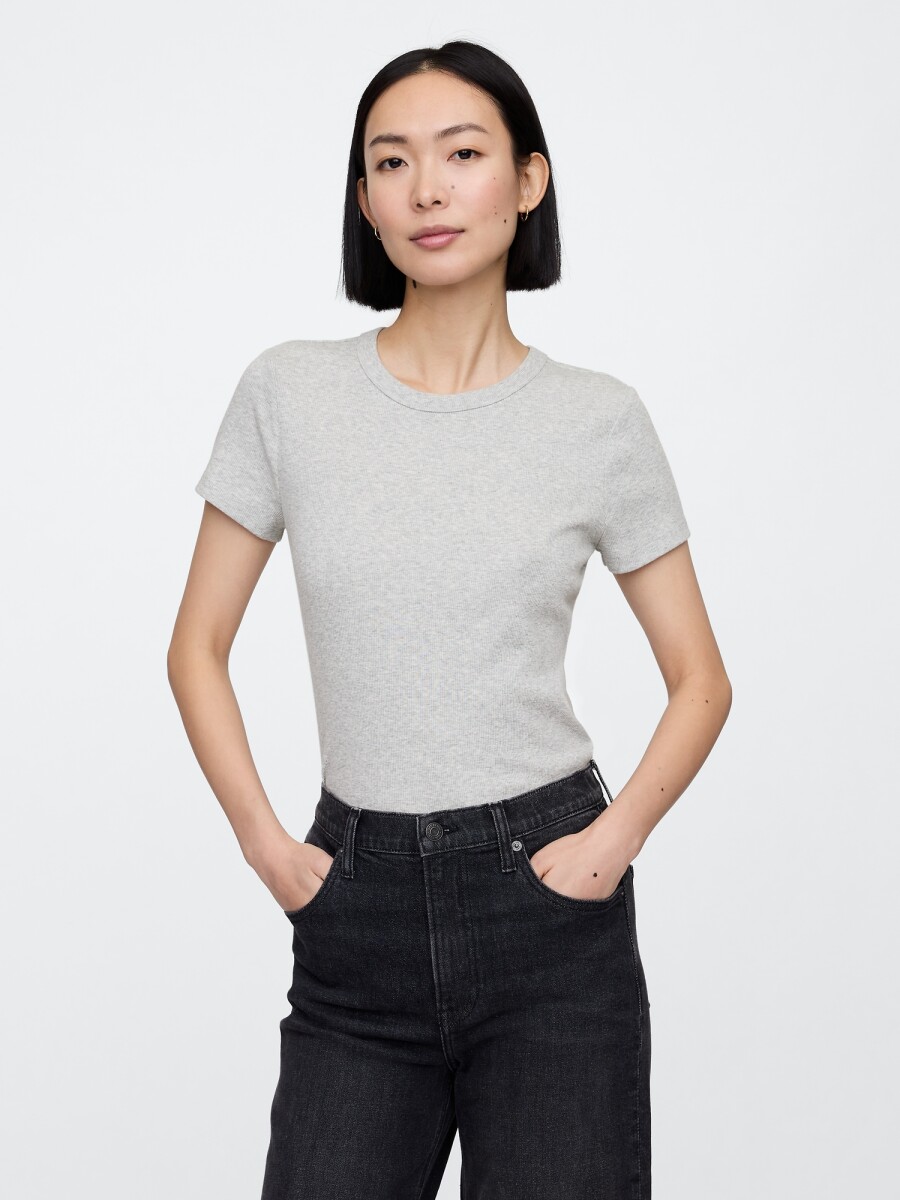 Remera Rib Cuello Redondo Mujer - B08 