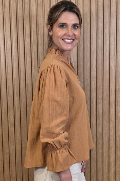 Blusa Copenhague Camel
