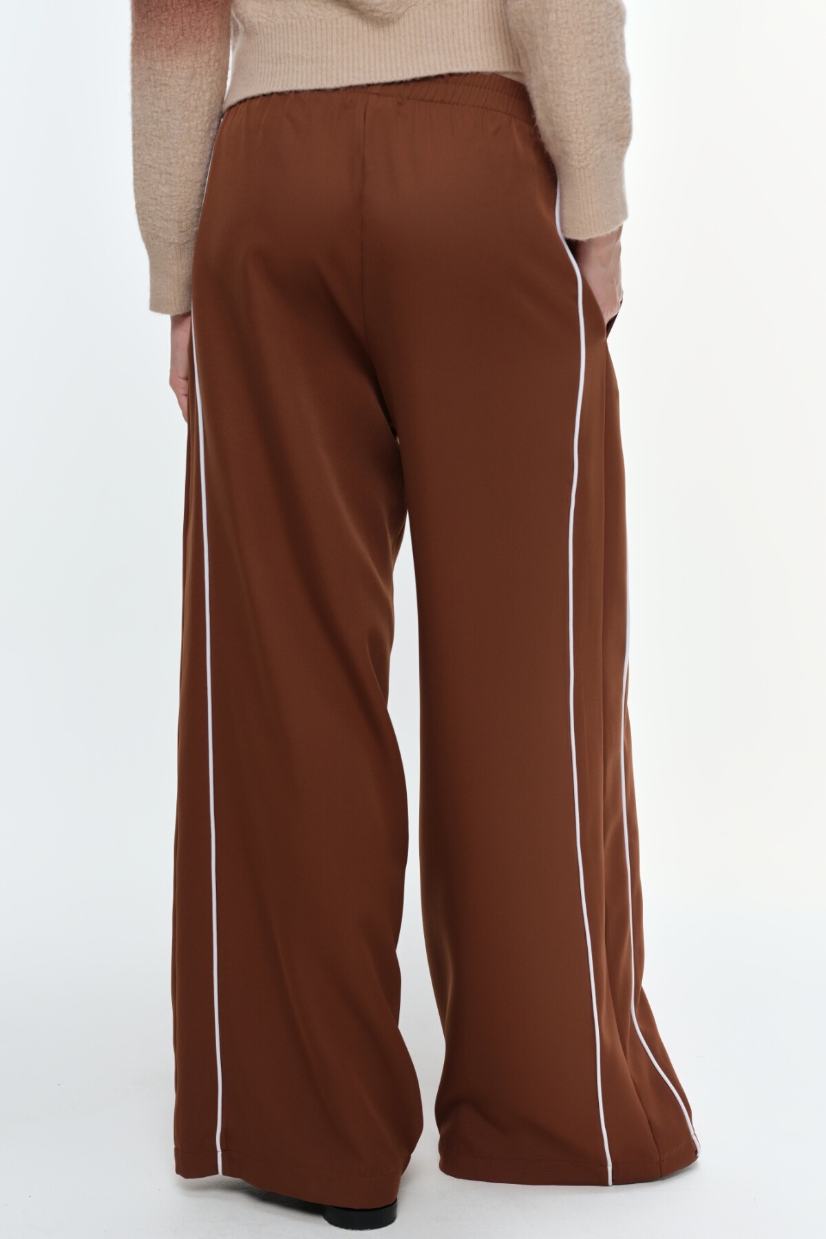 Pantalón Alive Marron