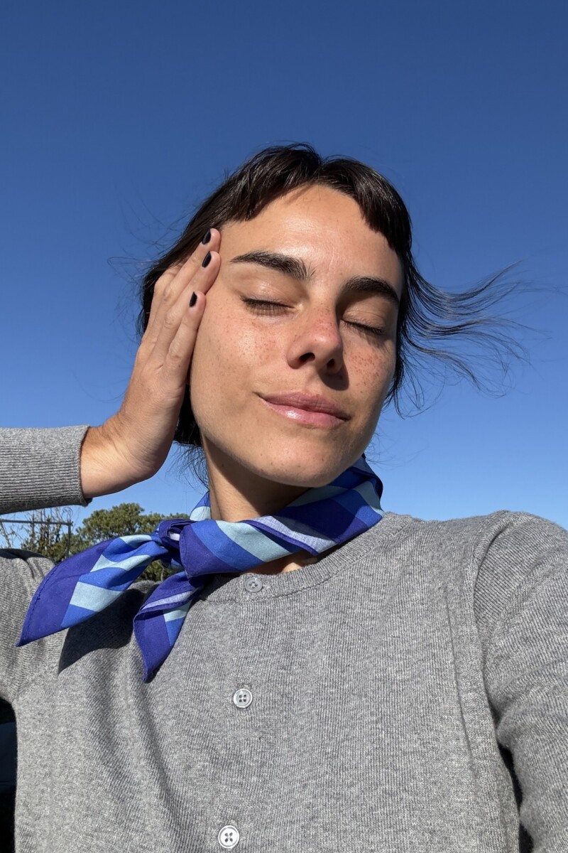 Nira Blue