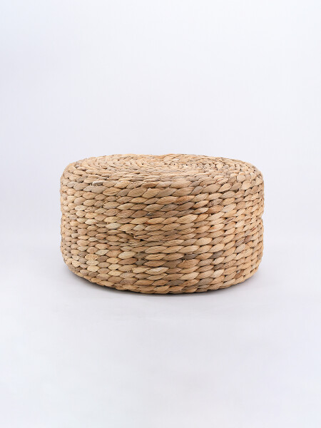 PUFF RUSTICO TEJIDO BEIGE