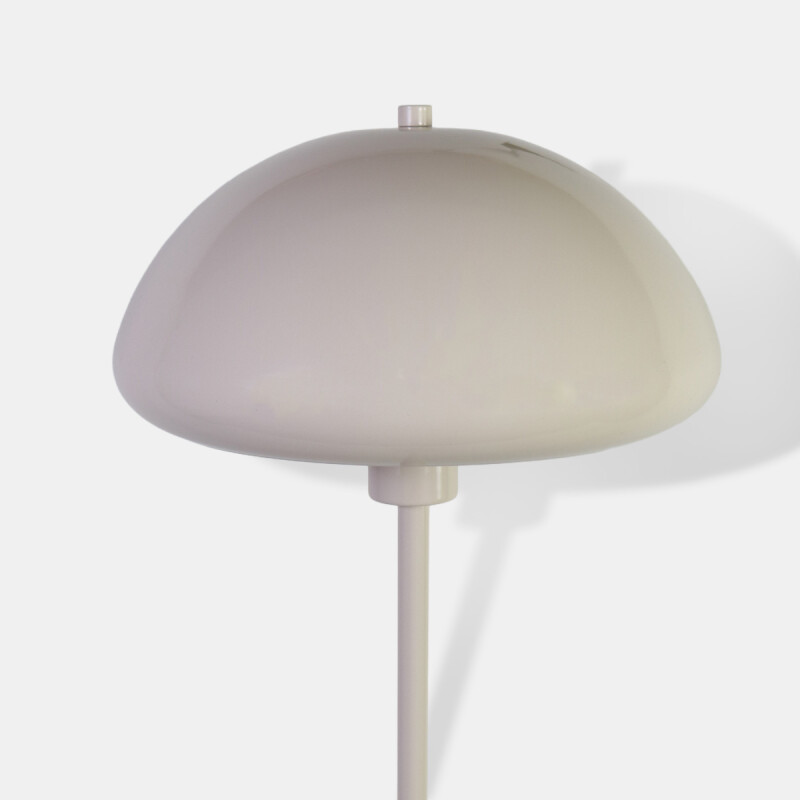 LAMPARA BLANCA DE PIE 140X28CM Unica