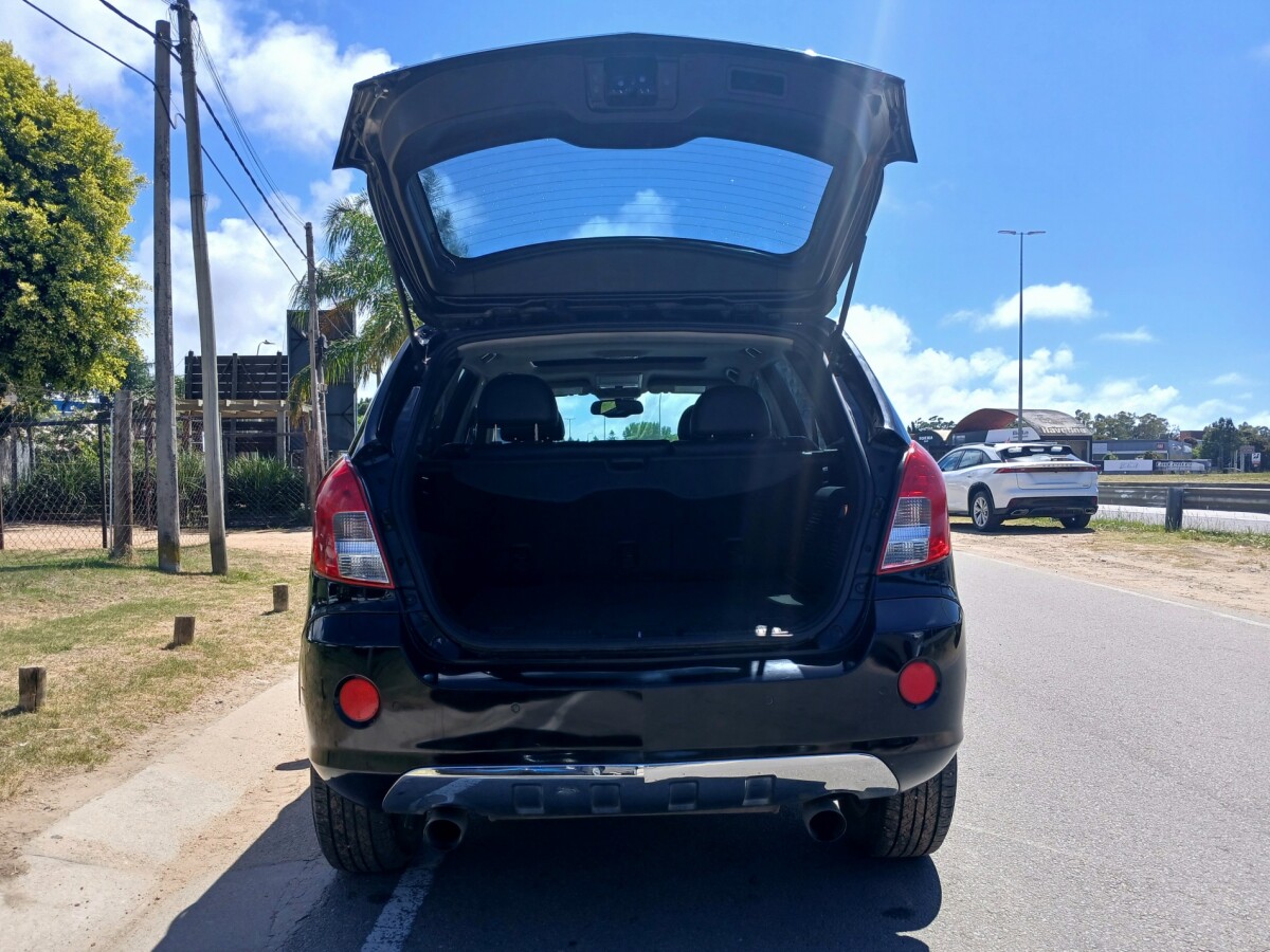 Chevrolet Captiva Sport EXCELENTE ESTADO!| Permuta/ Financia Chevrolet Captiva Sport EXCELENTE ESTADO!| Permuta/ Financia