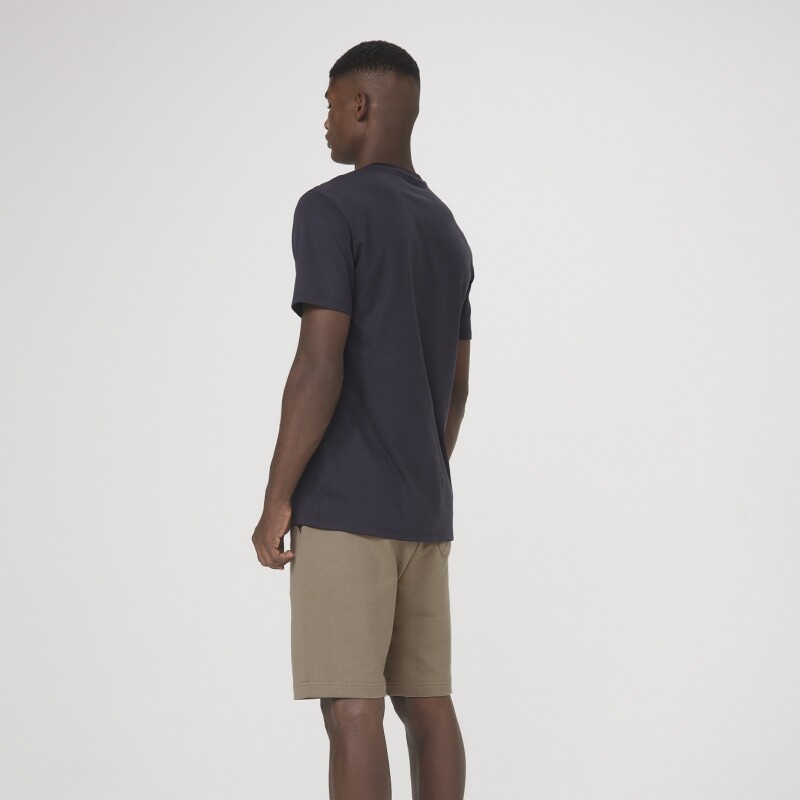 CAMISETA MM MASC PRETO ESCURO