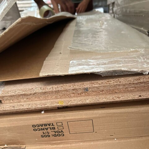 [OUTLET] Ropero Armario 4 puertas 2 cajones con estantes y perchero 170 x 90 x 36 cm - Rustico [OUTLET] Ropero Armario 4 puertas 2 cajones con estantes y perchero 170 x 90 x 36 cm - Rustico