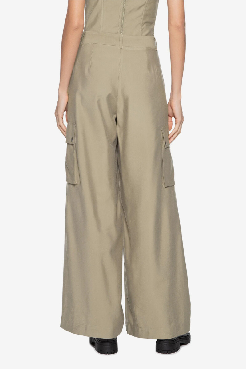 PANTALÓN CARGO Beige