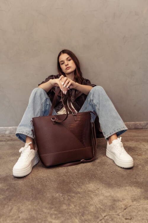 Cartera Betim Chocolate