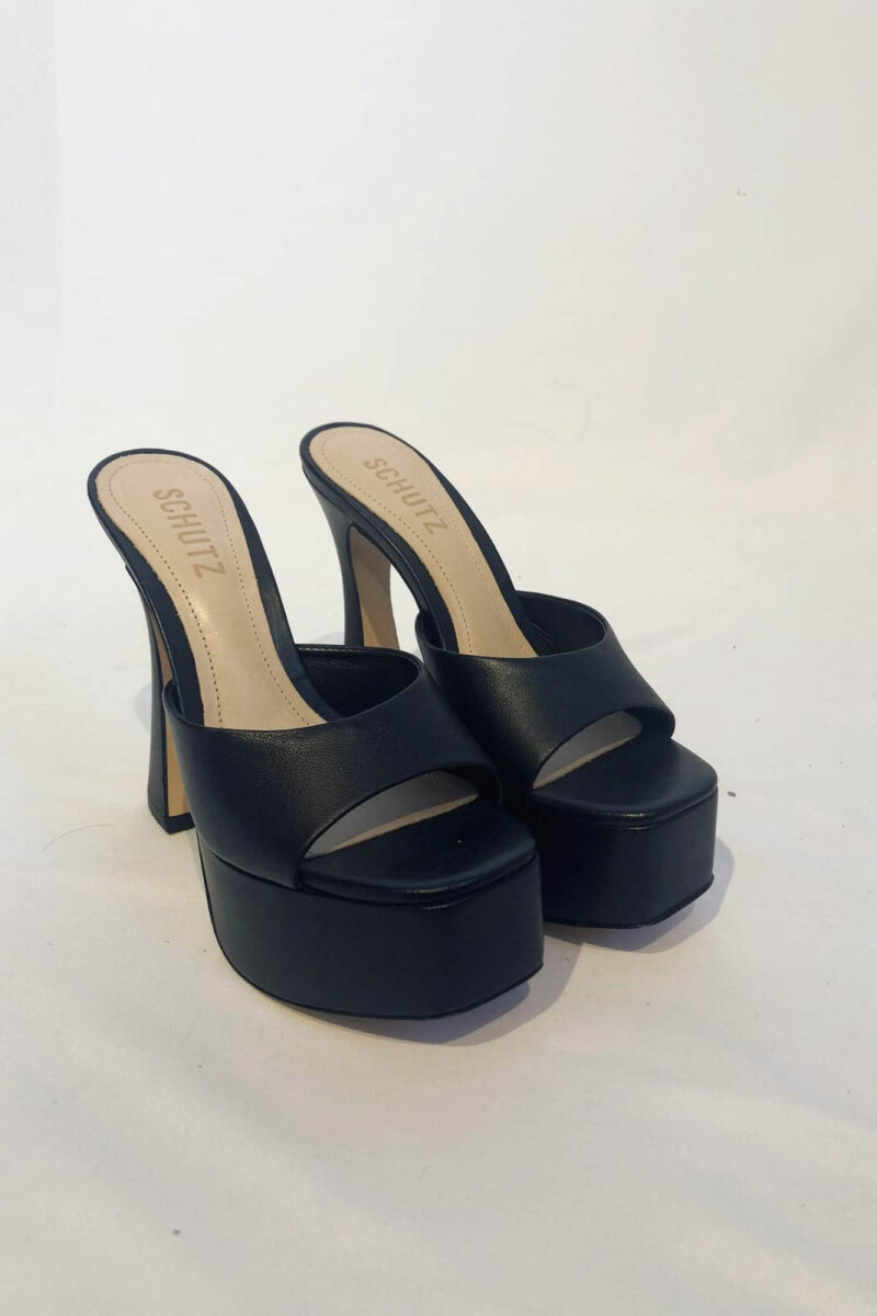 SANDALIA TACO ALTO PLATAFORMA NEGRO 