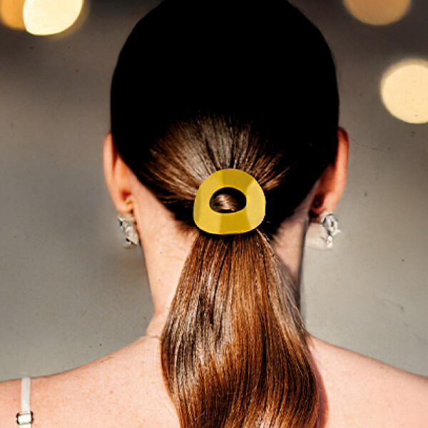 GOMITA DE PELO BESO DORADO GOMITA DE PELO BESO DORADO